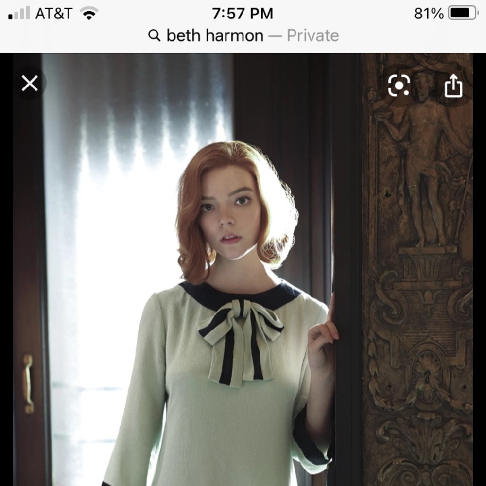 Meet your Posher, Monika